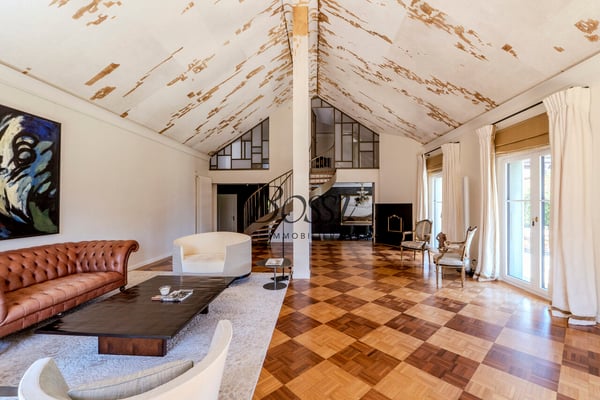 Maison de caractère, dans un écrin de verdure à l'abri des regards 5