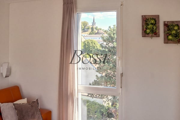 Duplex de 210 m² au dernier étage avec terrasse et vue 2