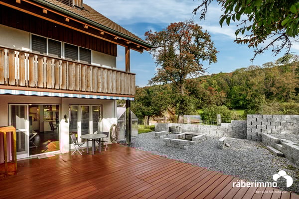 STILVOLLES ECKHAUS IM GRÜNEN 1