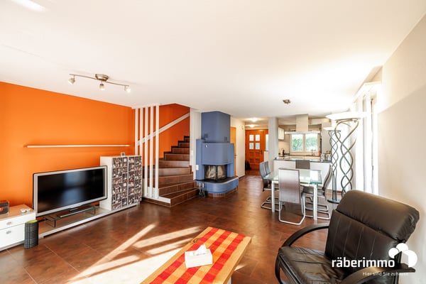 STILVOLLES ECKHAUS IM GRÜNEN 3