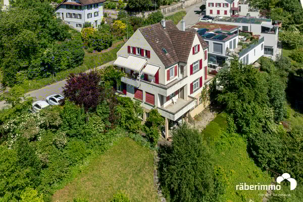 WOHNHAUS MIT 4 WHG AN BESTER HANGLAGE - GF: 1'370 M2 1