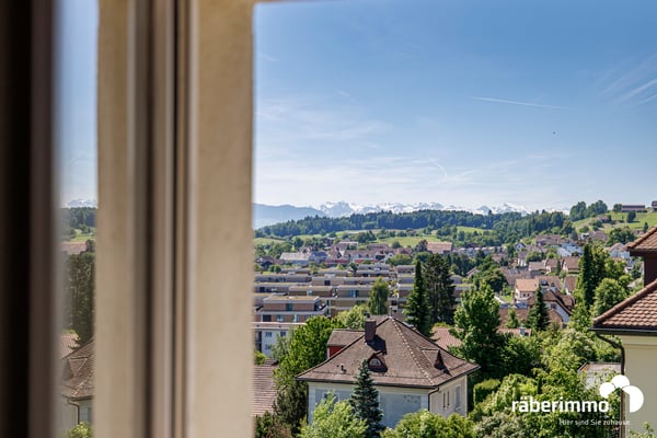 WOHNHAUS MIT 4 WHG AN BESTER HANGLAGE - GF: 1'370 M2 4