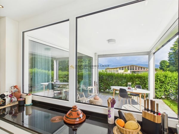 RESERVIERT! Lichtdurchflutete 1.5- Zimmer-Gartenwohnung mit 2,7m Deckenhöhe, Bergsicht und hochwertiger Ausstattung 5