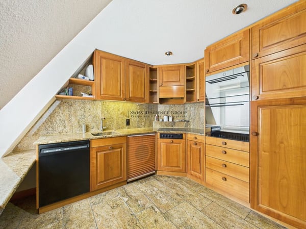 Exklusive Wohnung an beneidenswerter Lage und Weitsicht 6