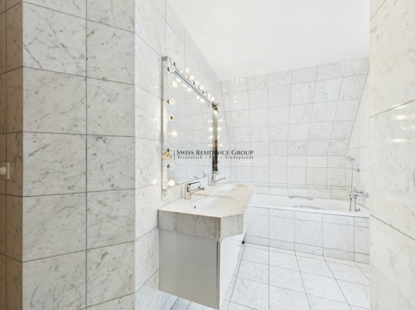 Exklusive Wohnung an beneidenswerter Lage und Weitsicht 8