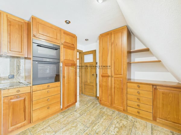 Exklusive Wohnung an beneidenswerter Lage und Weitsicht 7