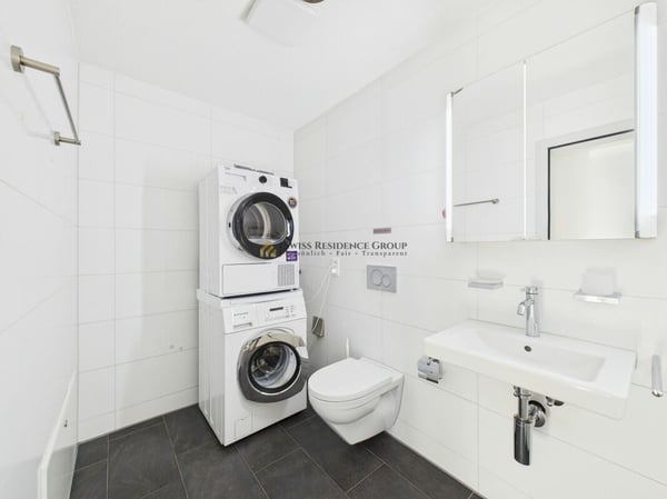 Moderne Wohnung mit Aussicht und Sonnenstrahlen 9