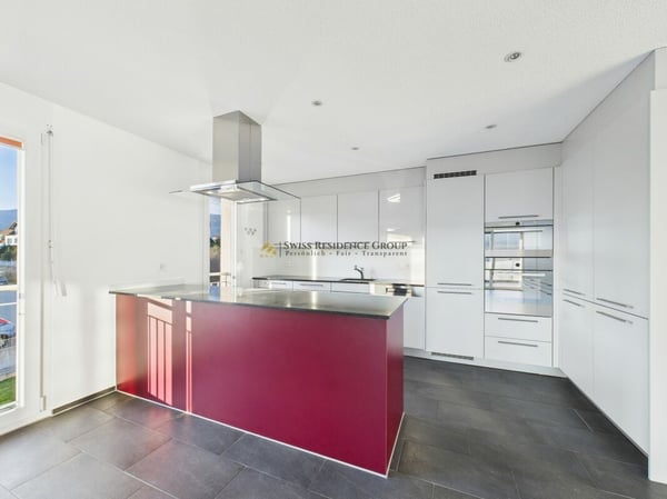 Moderne Wohnung mit Aussicht und Sonnenstrahlen 10