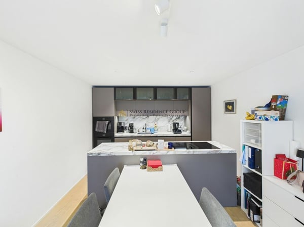 Exklusives Wohnen mit privatem Aussenbereich 8