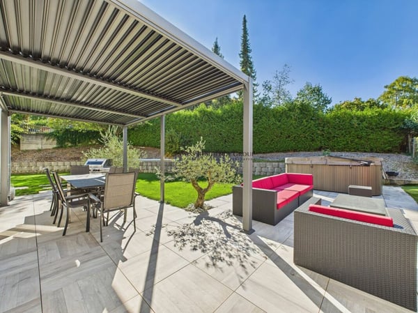 7min von Liestal! Wohnen mit Stil und Wohlfühlgarantie - mit traumhaftem Whirlpool! 2