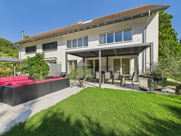 7min von Liestal! Wohnen mit Stil und Wohlfühlgarantie - mit traumhaftem Whirlpool! 1