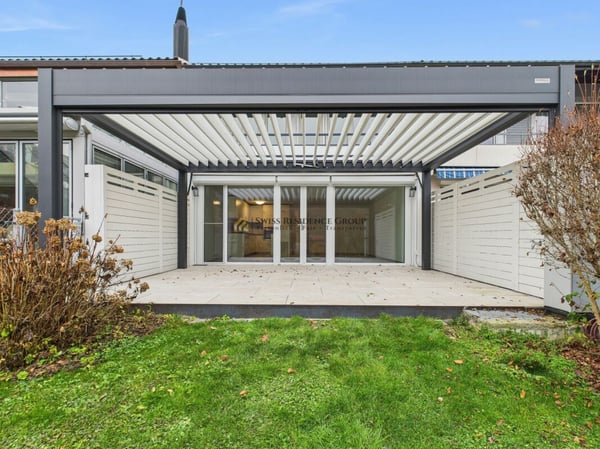 Modernes 1.5-Zimmer-Reiheneinfamilienhaus mit exklusivem Gartenjuwel 1