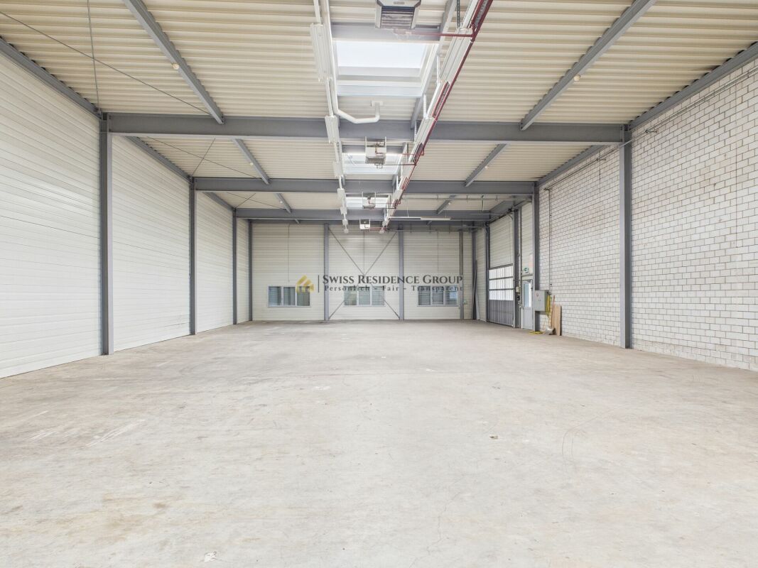 Grenznah investieren: 5,1 % Renditeobjekt / Büro- und Industriekomplex in strategischer Top-Lage!