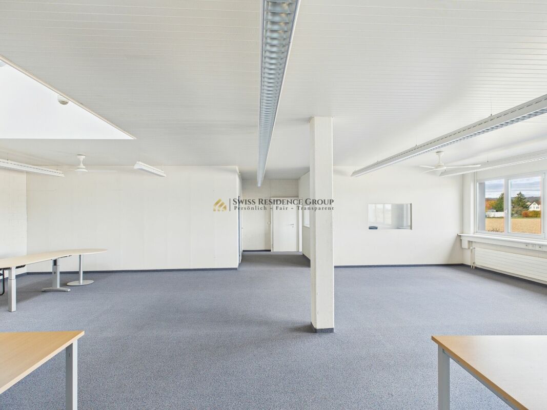 Grenznah investieren: 5,1 % Renditeobjekt / Büro- und Industriekomplex in strategischer Top-Lage!