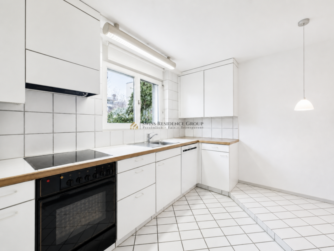 Sonniger Wohntraum an der Goldküste - grosszügiges 5.5-Zimmer-Reihenhaus am Waldrand
