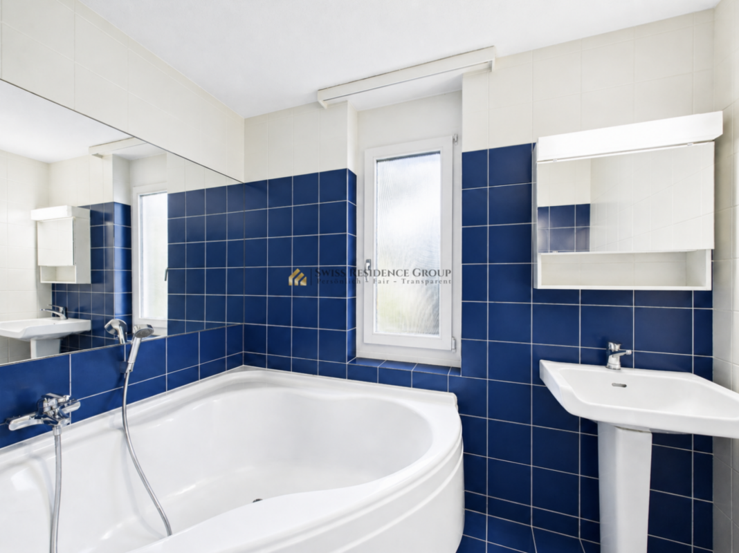 Sonniger Wohntraum an der Goldküste - grosszügiges 5.5-Zimmer-Reihenhaus am Waldrand