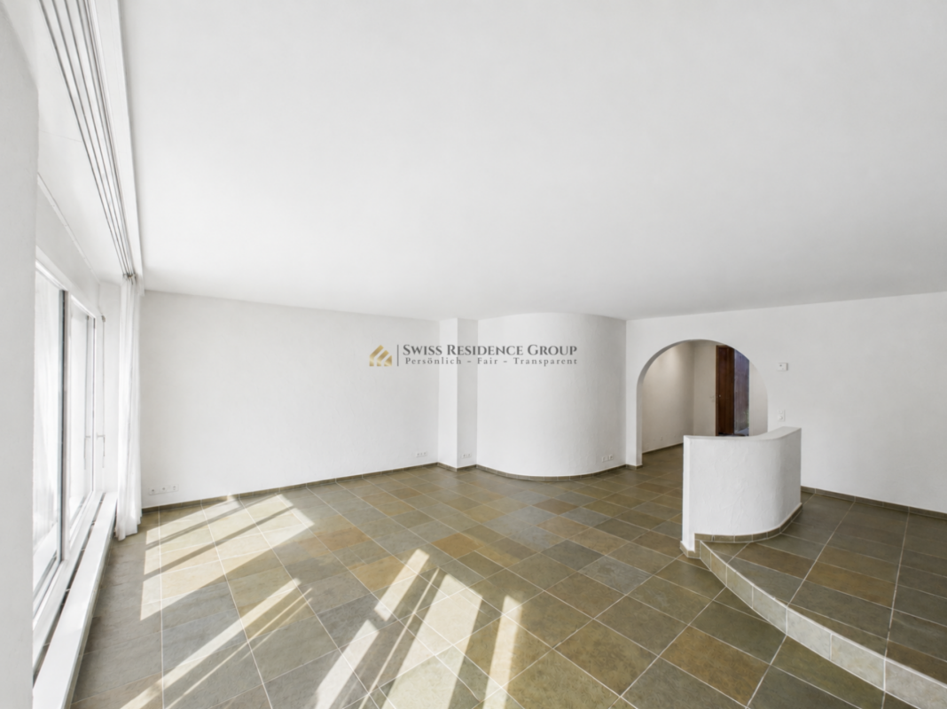 Sonniger Wohntraum an der Goldküste - grosszügiges 5.5-Zimmer-Reihenhaus am Waldrand