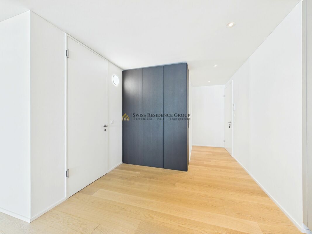 Exclusive 4.5-room apartment with beautiful lake view and private terrace in Kilchberg