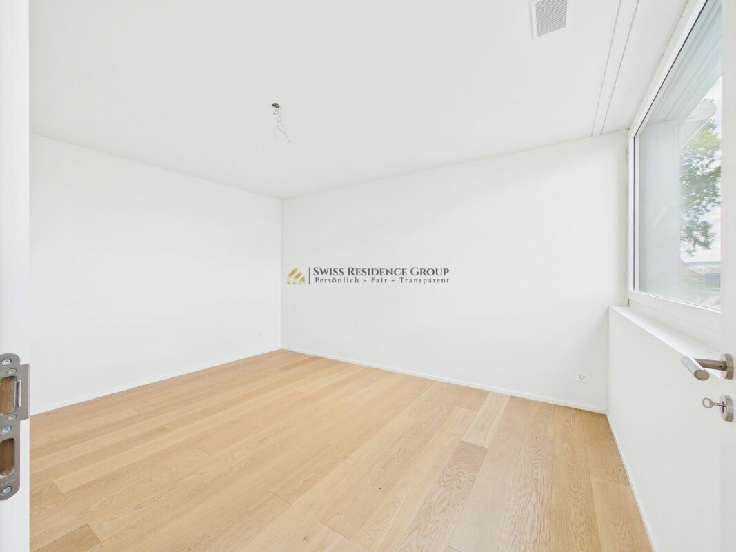 Exclusive 4.5-room apartment with beautiful lake view and private terrace in Kilchberg