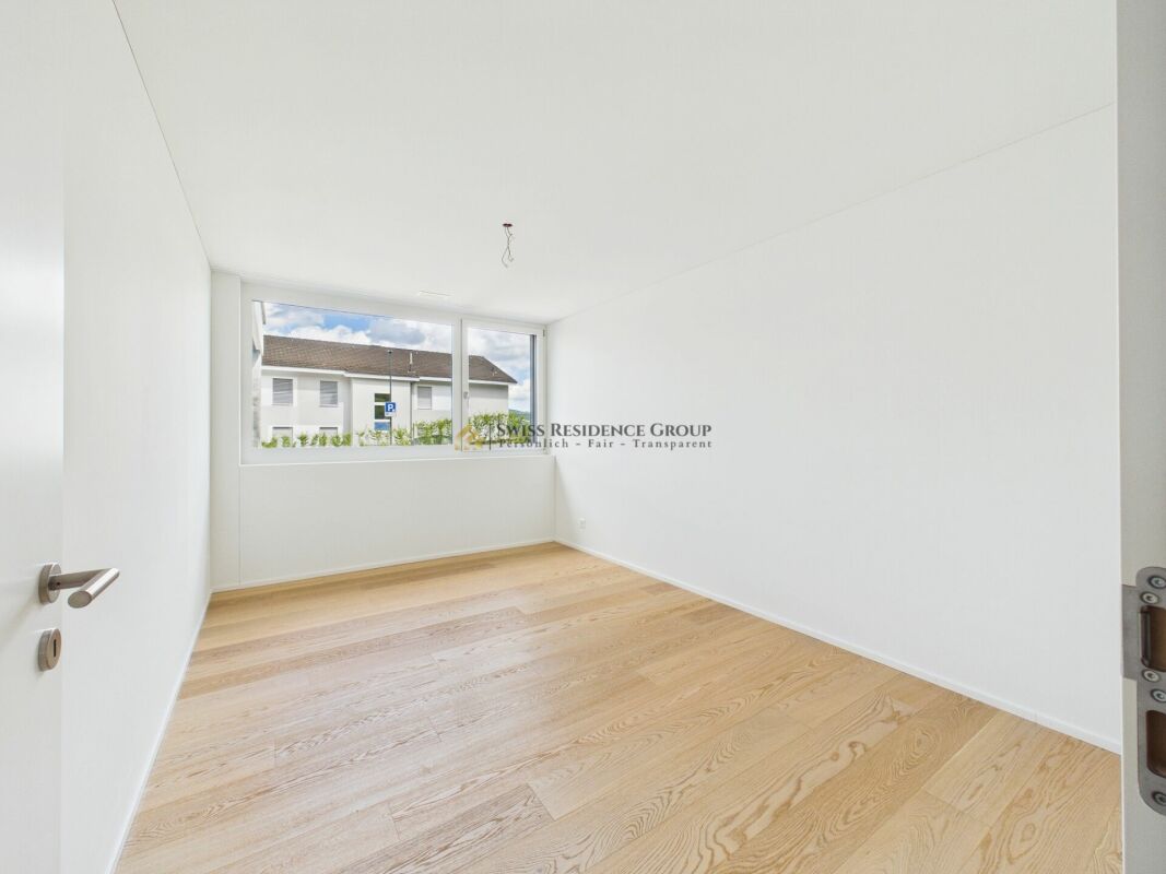 Exclusive 4.5-room apartment with beautiful lake view and private terrace in Kilchberg