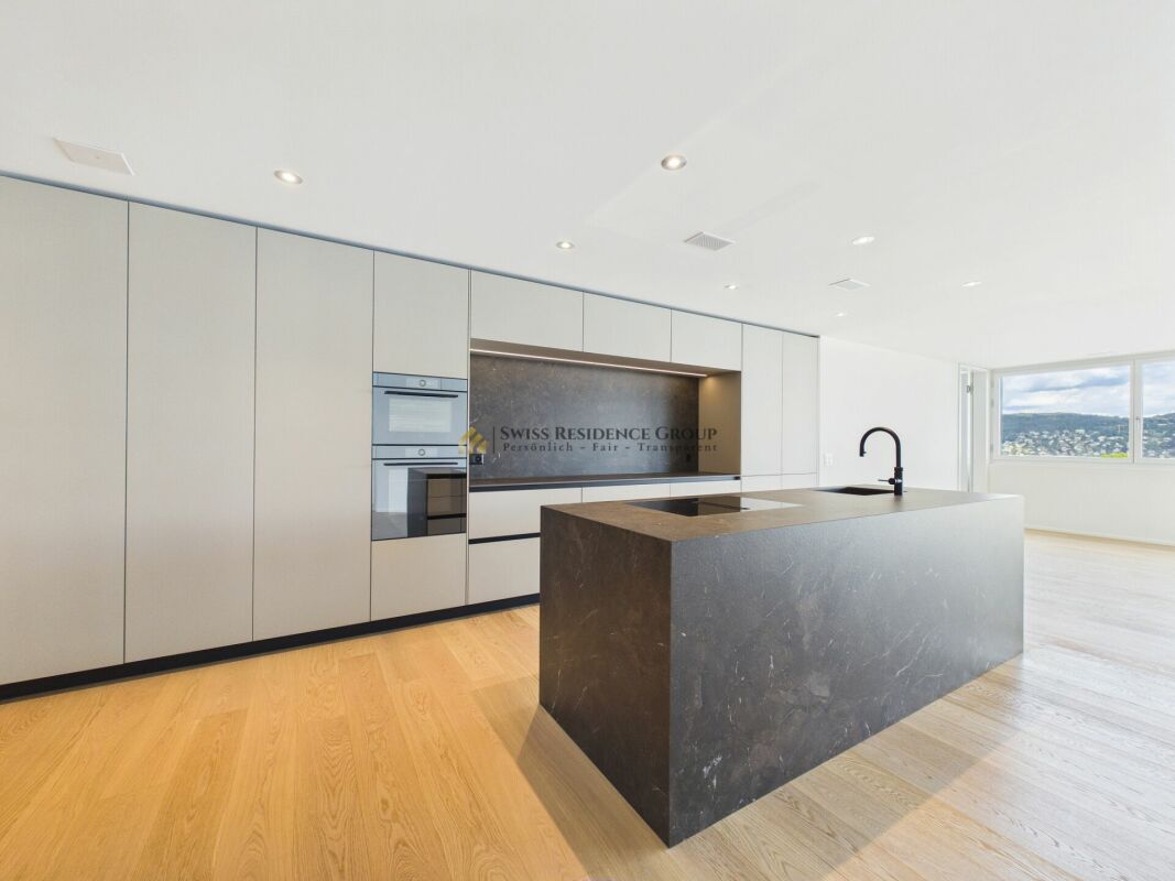 Exclusive 4.5-room apartment with beautiful lake view and private terrace in Kilchberg