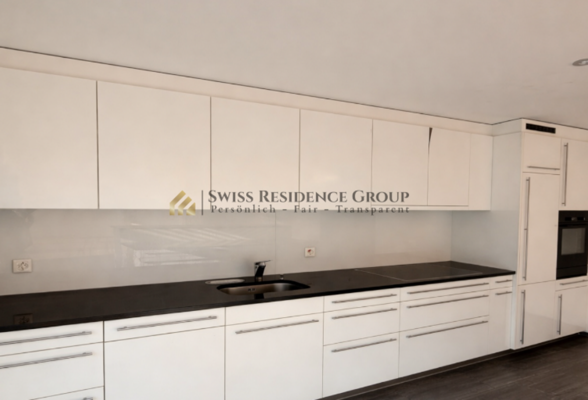 Beautiful, quiet residential area with a view of the green