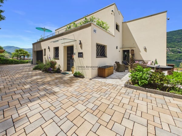 Prestigiosa villa moderna con Spa privata e vista lago a Brusino Arsizio 15