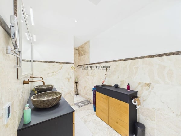 Prestigiosa villa moderna con Spa privata e vista lago a Brusino Arsizio 11