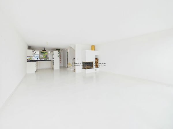 Exklusives 4.5-Zimmer-Reiheneinfamilienhaus mit unvergleichlicher See-, Schloss- und Bergsicht 3