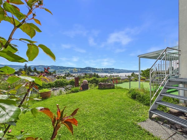 Exklusives 4.5-Zimmer-Reiheneinfamilienhaus mit unvergleichlicher See-, Schloss- und Bergsicht 14