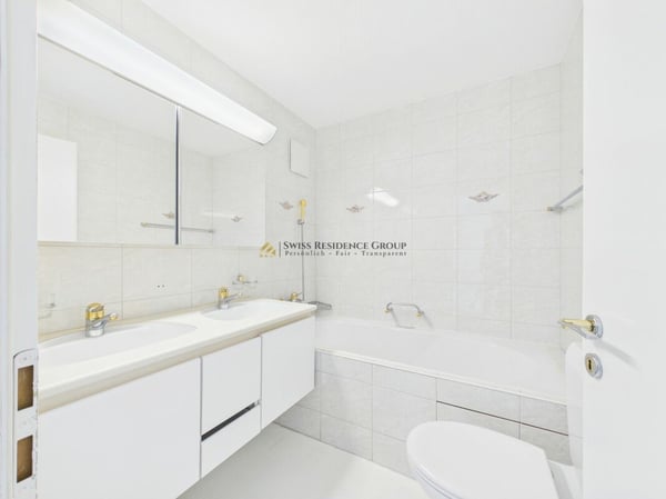 Exklusives 4.5-Zimmer-Reiheneinfamilienhaus mit unvergleichlicher See-, Schloss- und Bergsicht 7