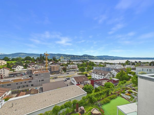 Exklusives 4.5-Zimmer-Reiheneinfamilienhaus mit unvergleichlicher See-, Schloss- und Bergsicht 10