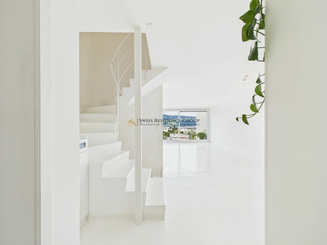 Exklusives 4.5-Zimmer-Reiheneinfamilienhaus mit unvergleichlicher See-, Schloss- und Bergsicht
