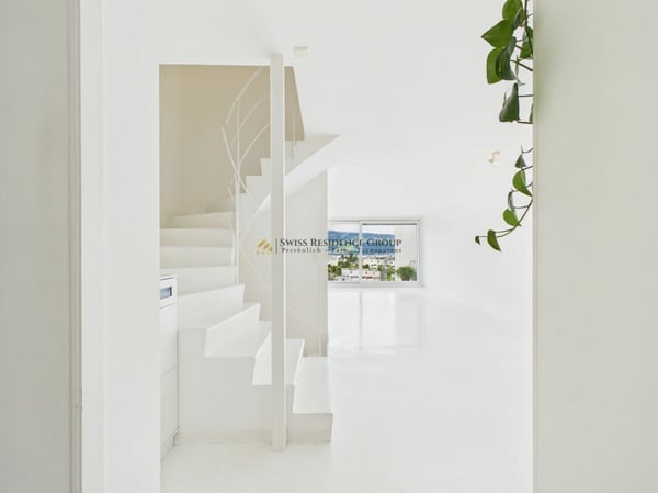 Exklusives 4.5-Zimmer-Reiheneinfamilienhaus mit unvergleichlicher See-, Schloss- und Bergsicht 2