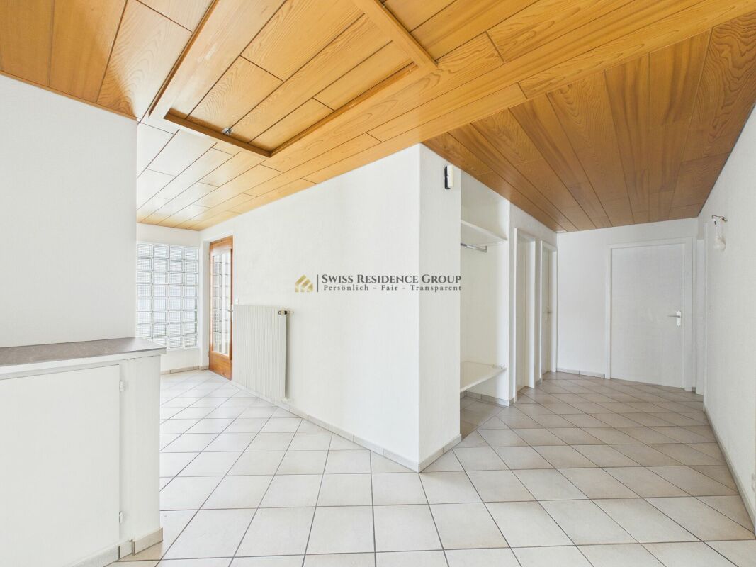 Exklusive 5.5-Zimmer-Terrassenwohnung mit See- und Bergsicht in Küssnacht