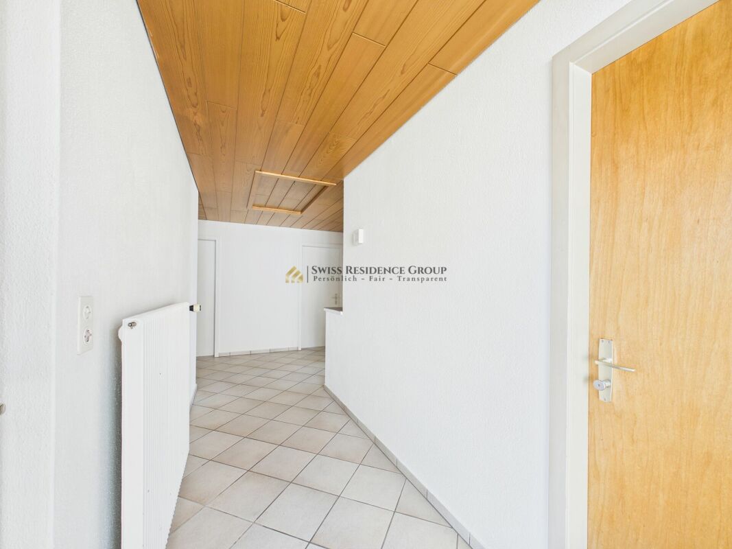 Exklusive 5.5-Zimmer-Terrassenwohnung mit See- und Bergsicht in Küssnacht