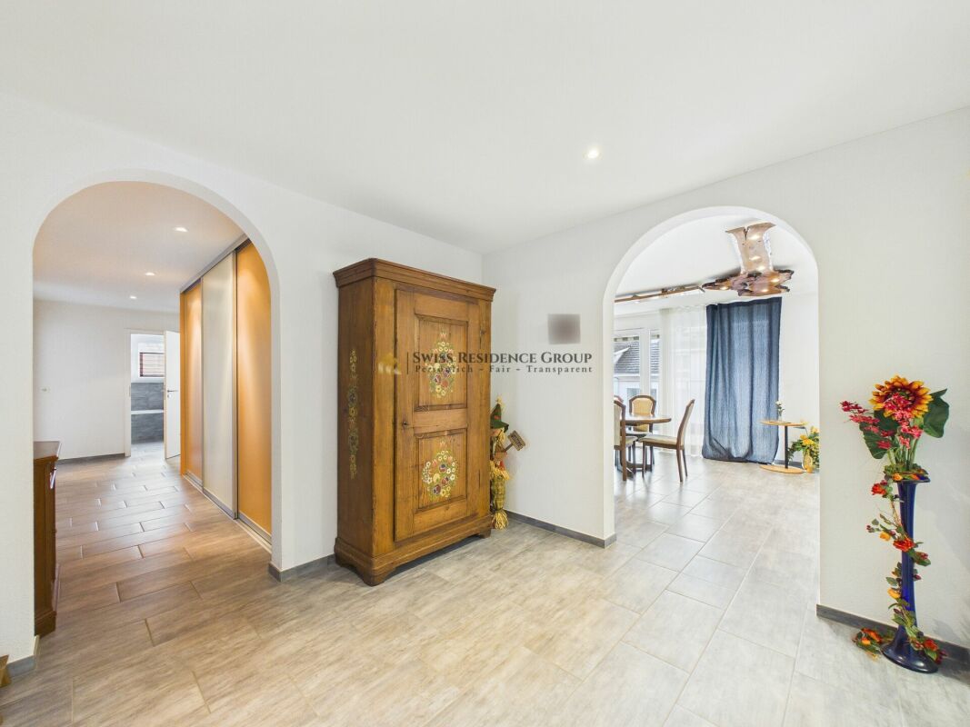 Luxus trifft Lebensqualität - Exklusive 5.5-Zimmer-Wohnung mit attraktivem Steuerfuss