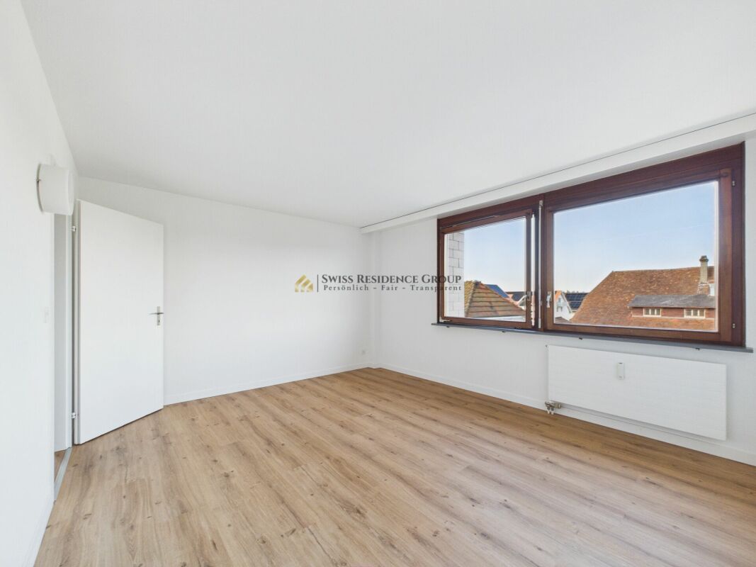 Lichtdurchflutete 4.5-Zimmer-Wohnung mit neuer Küche und schöner Aussicht