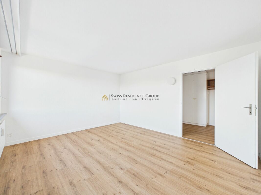 Lichtdurchflutete 4.5-Zimmer-Wohnung mit neuer Küche und schöner Aussicht