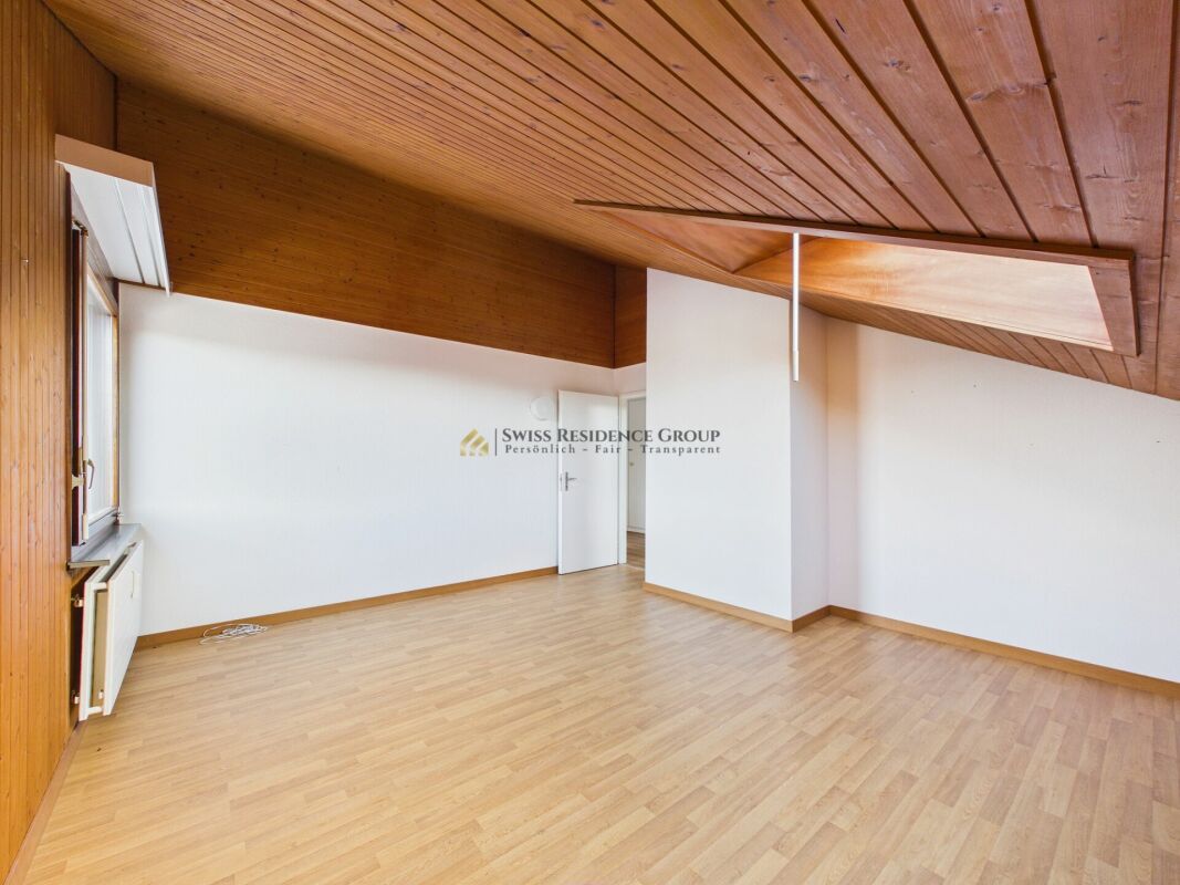 Lichtdurchflutete 4.5-Zimmer-Wohnung mit neuer Küche und schöner Aussicht