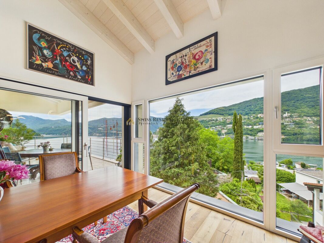 Prestigiosa villa moderna con Spa privata e vista lago a Brusino Arsizio