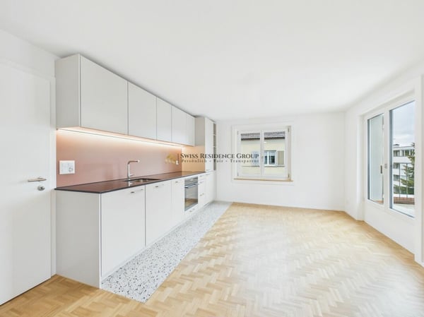 Erstbezug: Hochwertige 3.5-Zi-Whg mit attraktiver Dachterrasse - Toplage bei Oerlikon & Irchel 4