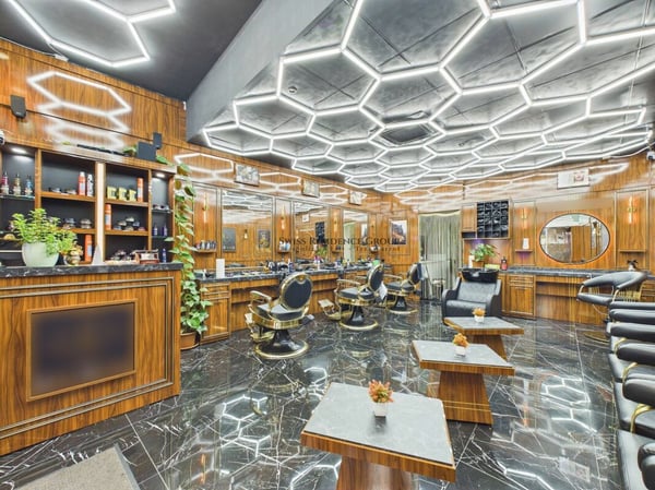 Starten Sie durch - Voll ausgestatteter Coiffeur-Salon in Winterthur 3