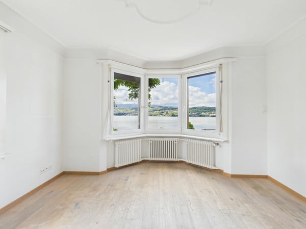 Einfamilienhaus mit Charme, Gartenterrassen und herrlichem Seeblick 6