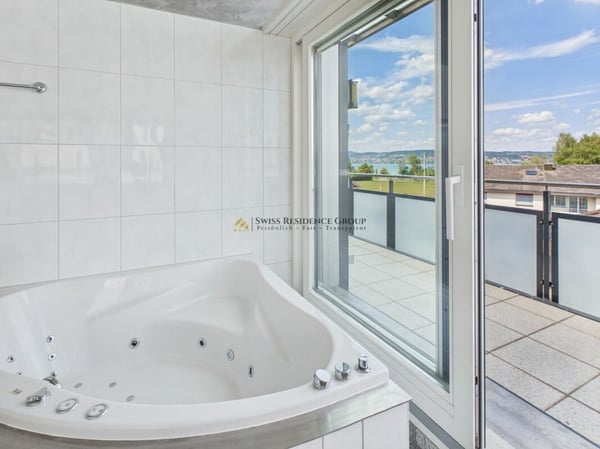 Exklusiv mit traumhafter Seesicht - privater Dachterrasse - Wellness-Oase 9