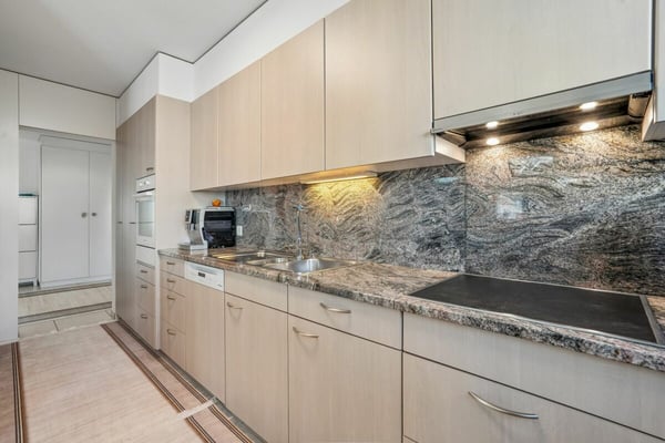 Ihr neues Zuhause: 170 m² Wohnkomfort mit Wintergarten und Cheminée 7