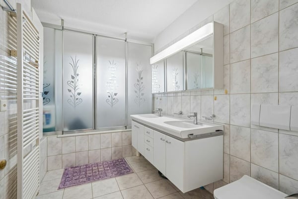 Ihr neues Zuhause: 170 m² Wohnkomfort mit Wintergarten und Cheminée 9