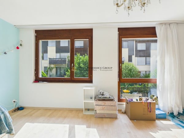 Traumhaftes Wohnen am Fusse des Üetlibergs - Stilvolles 6.5-Zimmer-Doppelhaus 11
