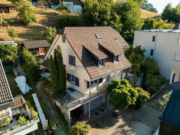 Grosszügiges 6.5-Zimmer-Einfamilienhaus mit Traumgarten in Wettingen 22