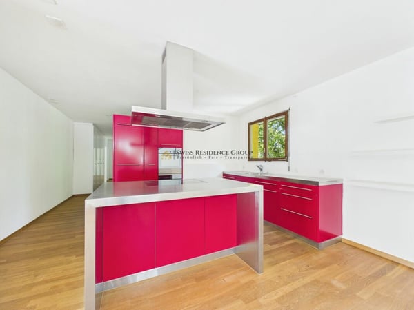 Grosszügige 5-Zimmer-Wohnung im Grünen - stilvolles Wohnen in Riehen 4